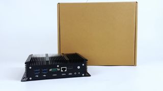 معالج انتل كور i5 8279U راوتر ناعم 6 LAN 1 RS232 COM 1 RJ45 COM